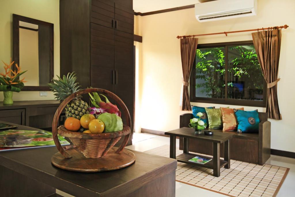 The Villa Laemhin Lagoon Resort プーケット 部屋 写真