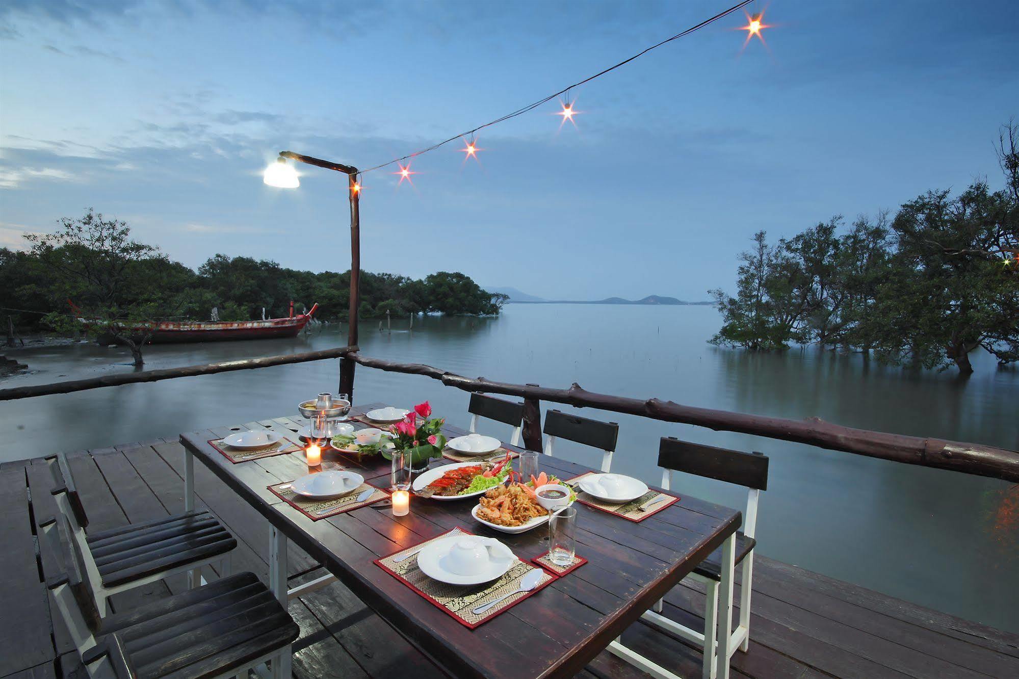 The Villa Laemhin Lagoon Resort プーケット エクステリア 写真