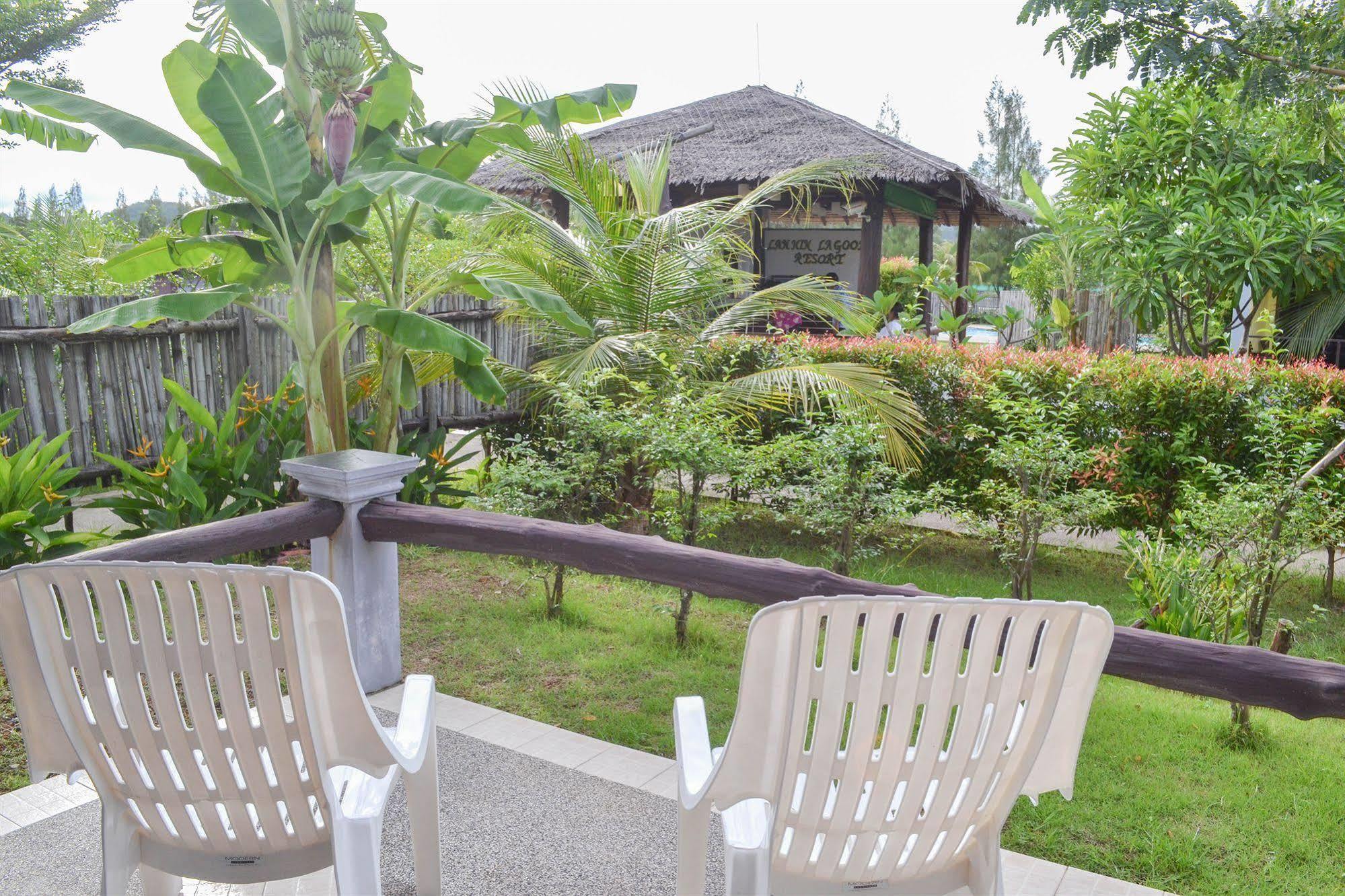 The Villa Laemhin Lagoon Resort プーケット エクステリア 写真